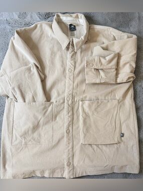 New Balance Corduroy Overshirt Jacket Beige Men XL Streetwear Gorpcore Utility